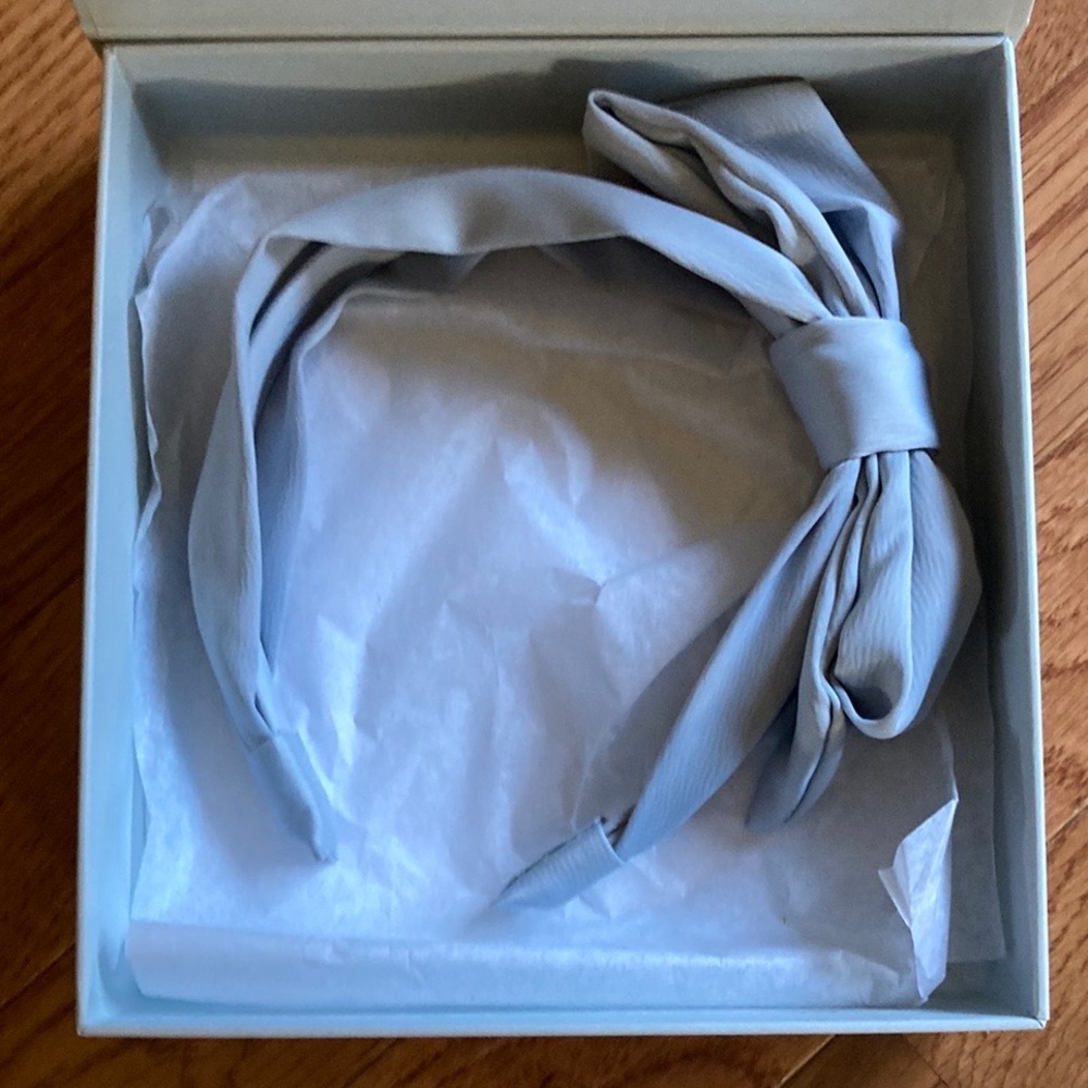 Kristin Ess The Satin Headband Vintage Blue